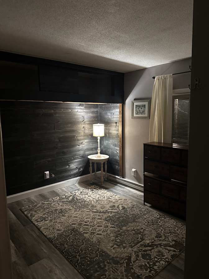 Timothy Lemnah's room