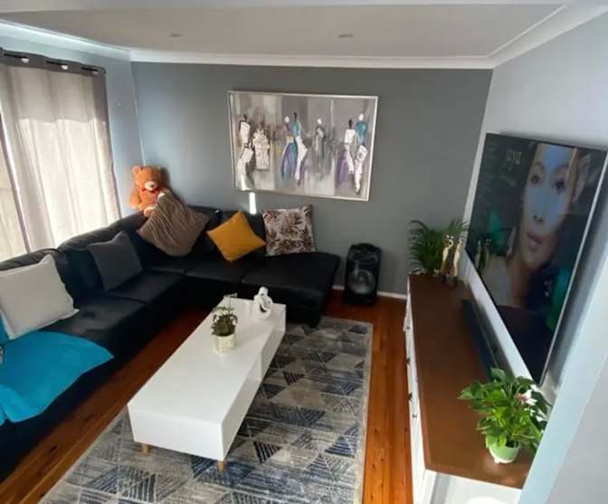 Jennifer's room