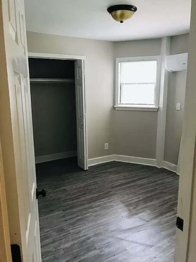 Alcove Rooms's room