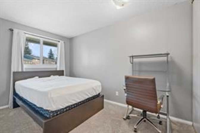 Danica Samara's room