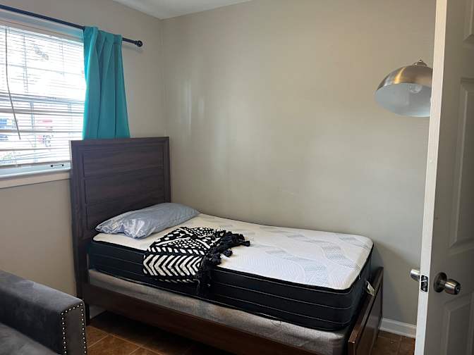 Anna's room