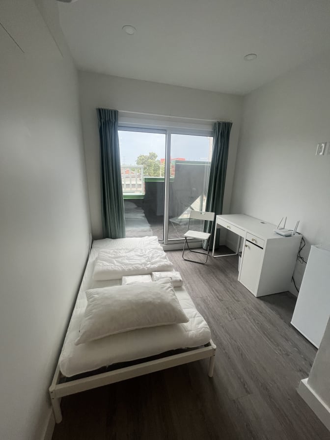 Oliver's room