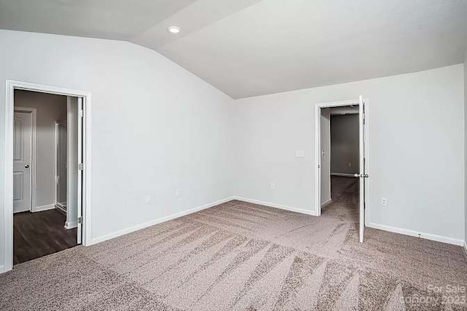 Alcove Rooms's room