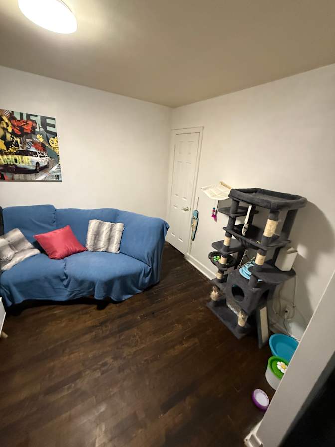 Melodie Piche's room