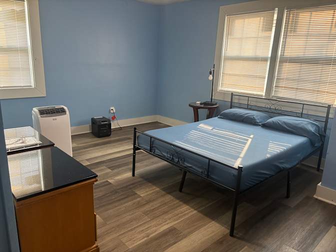 Donnie's room