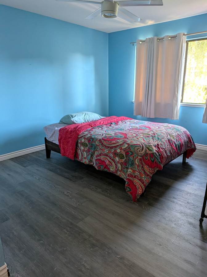 Vellina G Mantlo's room