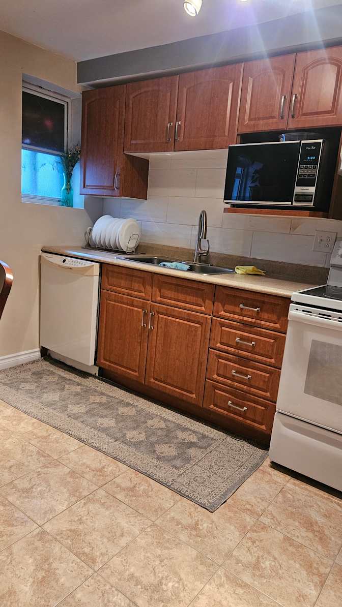 stacy-ann sappleton's room