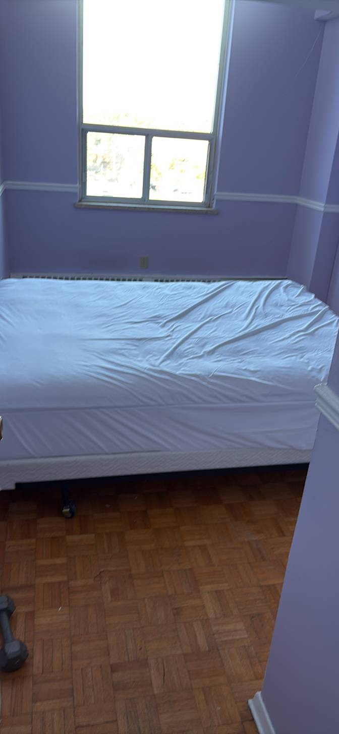 Leonard Ruddy's room