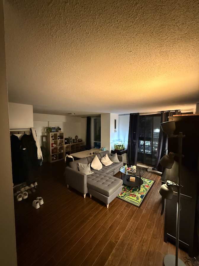 Dwayne Fernandes's room