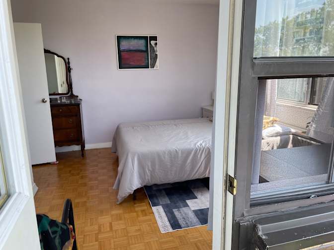 Isolina Oliveira's room