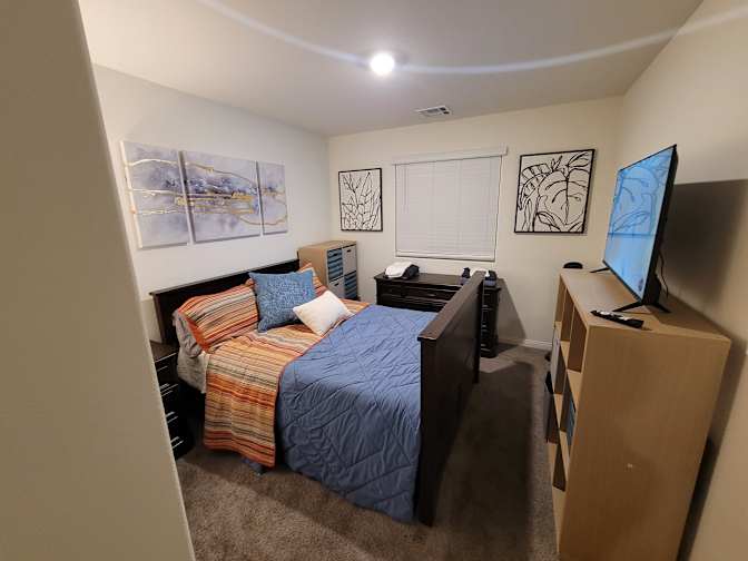 André's room