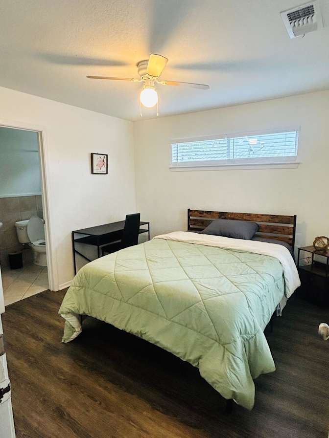 PadSplit's room