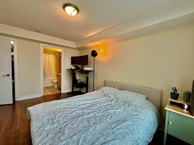 Zein's room