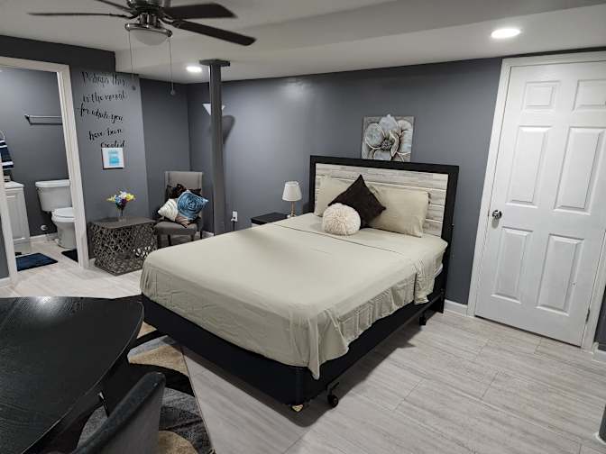 CL&C Property Management and Consulting's room