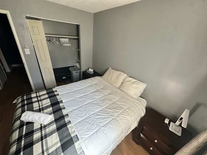 Meron's room