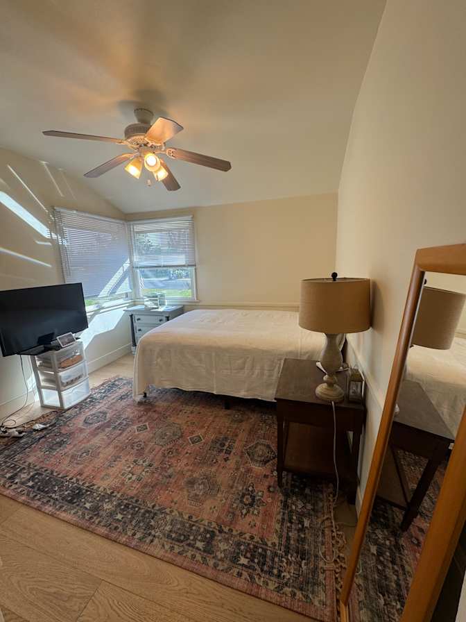 Anthony/Caroline's room