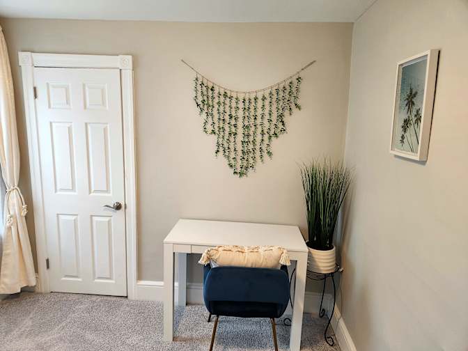 Samantha's room