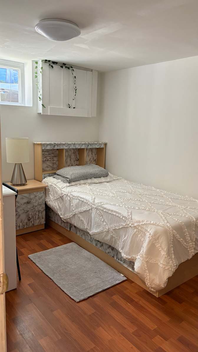 Jair's room