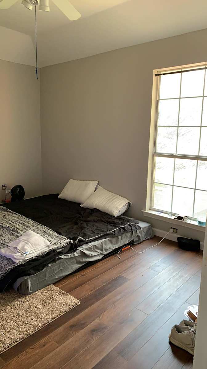 Reynaldo's room