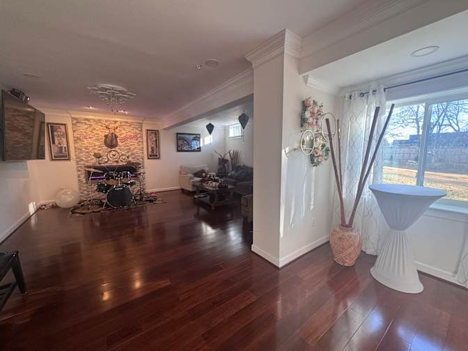 Bryan Pho's room
