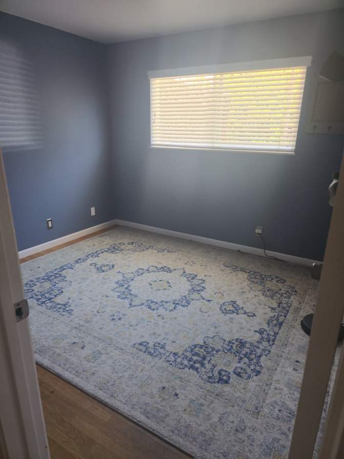 Thomas's room