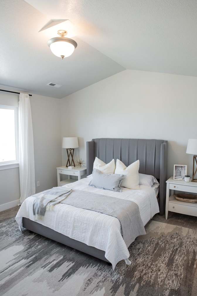 Quynh's room