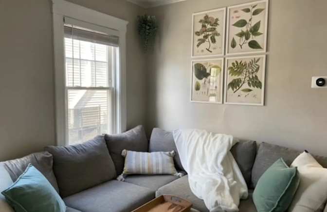Evelyn's room