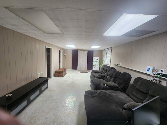 DERRICK's room