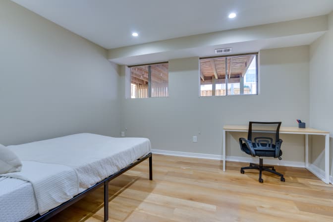 Dylan L.'s room