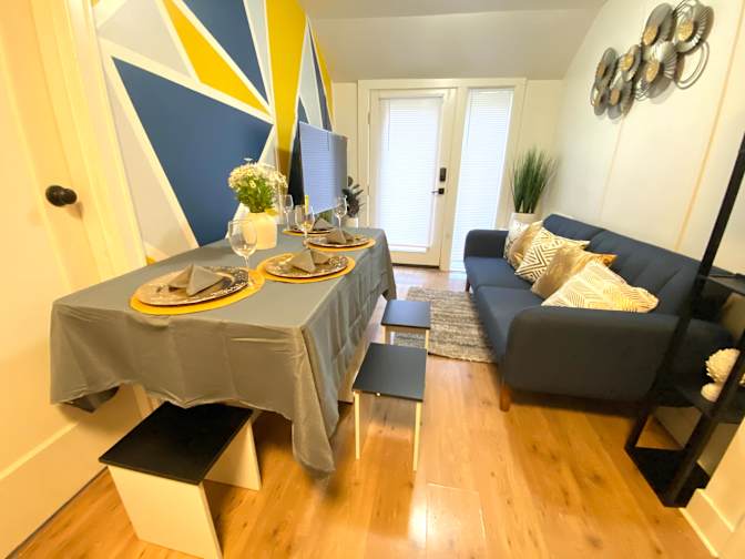 GiGi's room