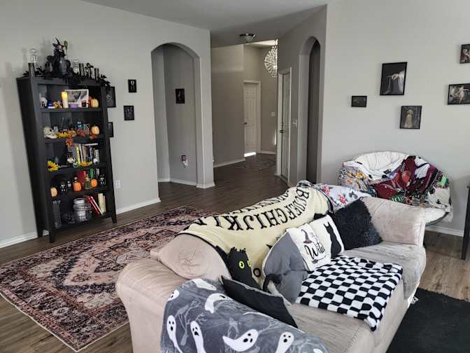 Gregory Tavarez's room