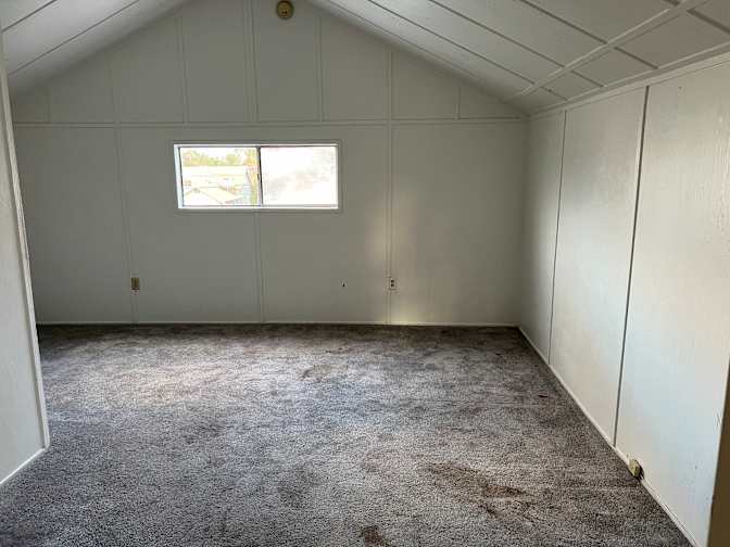 Raul's room