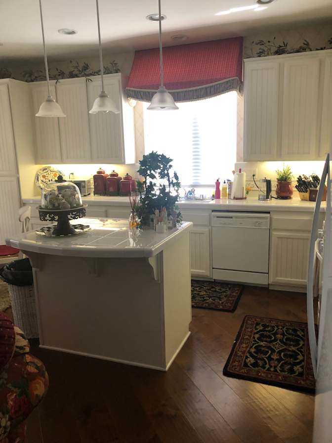 Donna's room