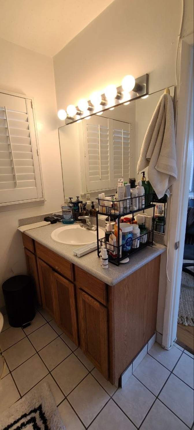 Miguel Robles's room