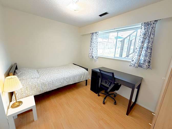Shahram's room