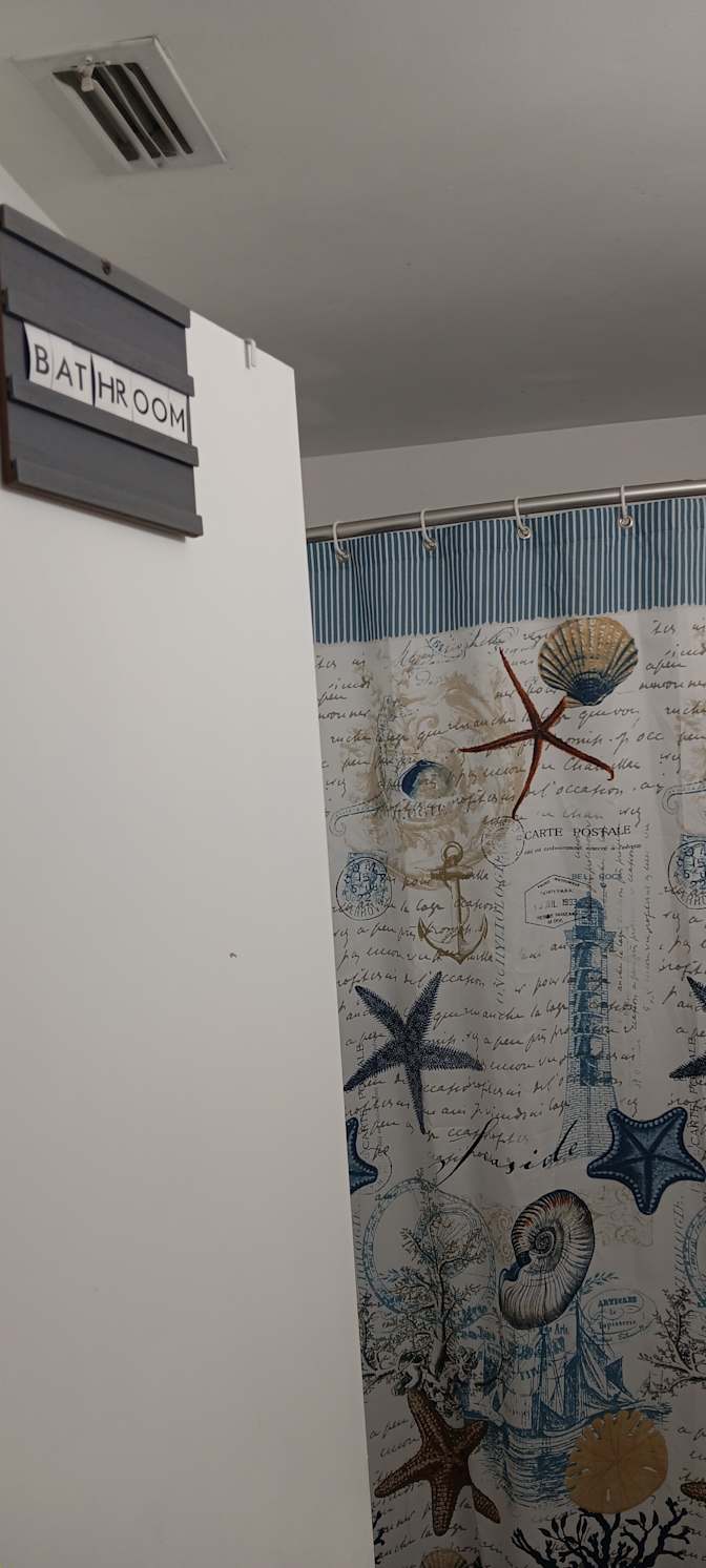 Erik's room