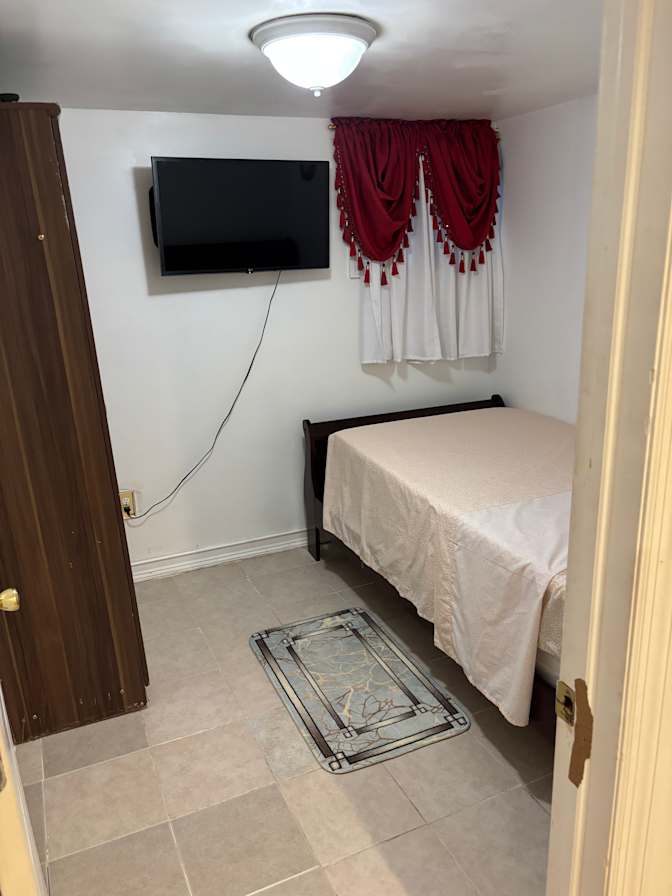 Q's room