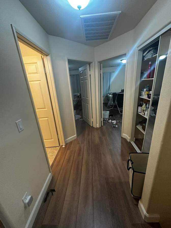 Janie Lee's room