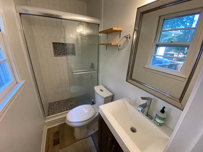 Alcove Rooms's room