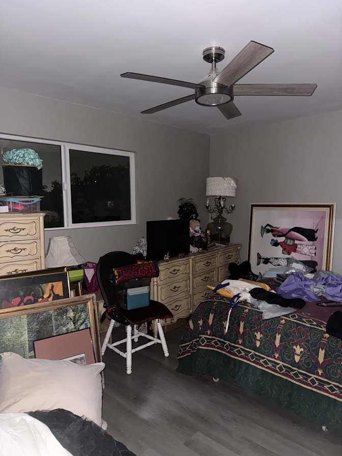 Wynter Jones's room