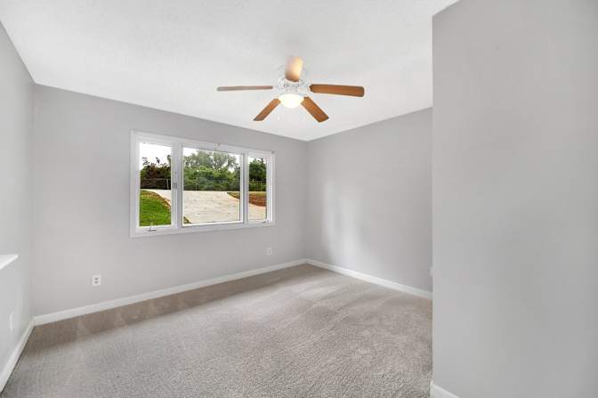 lifedoorrentals's room