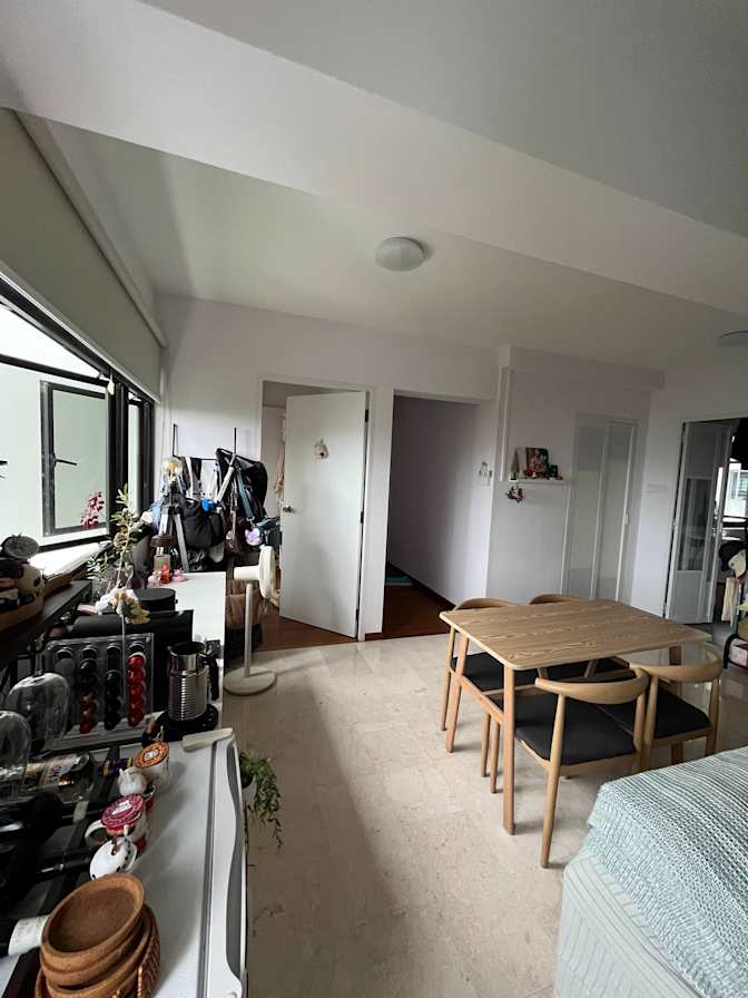 Lloyd T's room