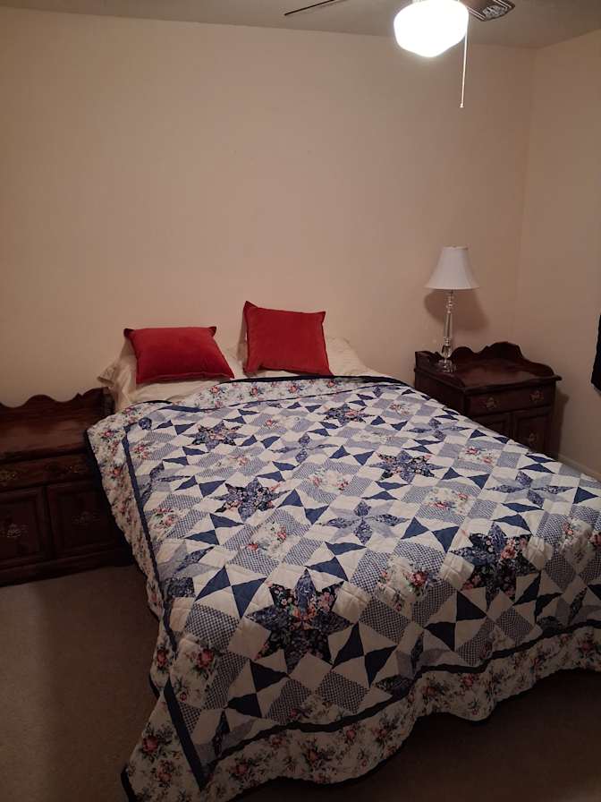 Thomas's room