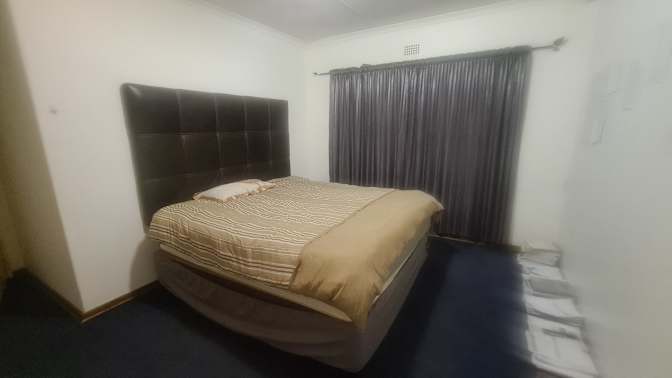 Bangiso's room