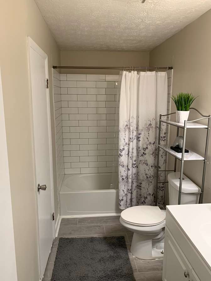 April fenn's room