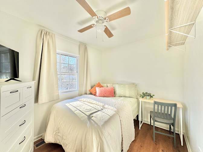 PadSplit's room