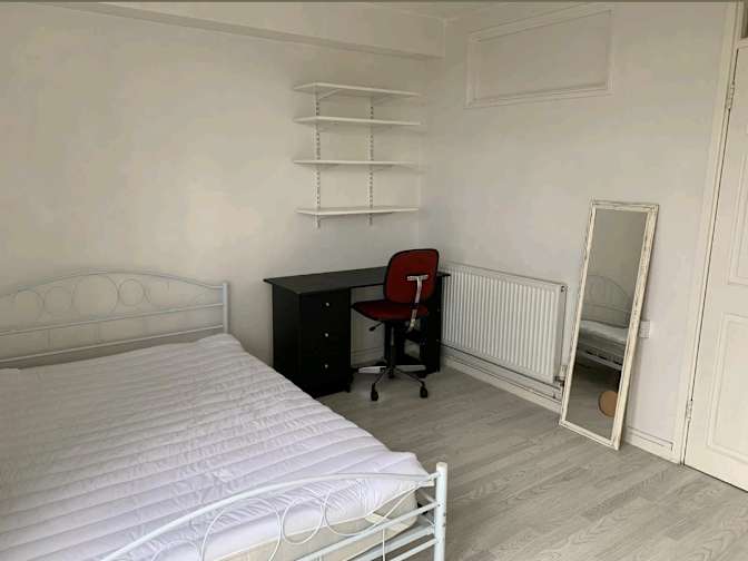 Jasmin Choudhury's room