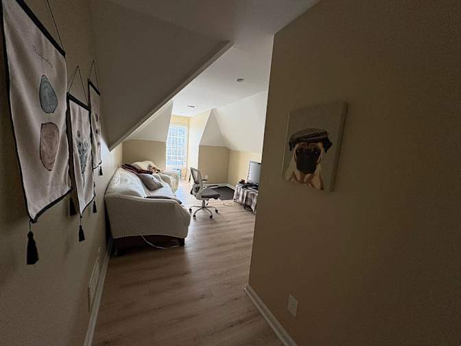 Alcove Rooms's room