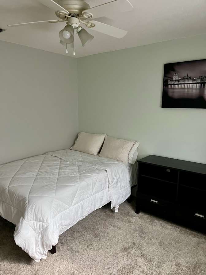 Randy's room