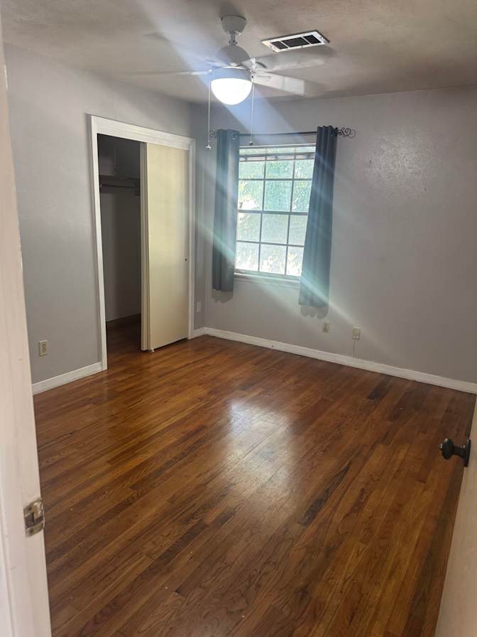 Howard's room